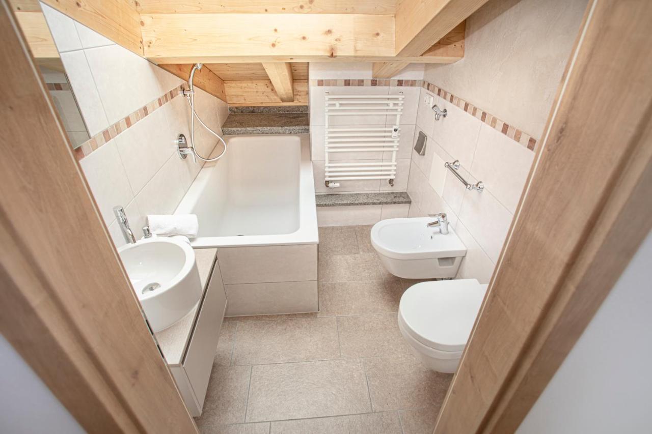 Ferienwohnungen "Zur Wally", Apartment Sauba ガルミッシュ・パルテンキルヒェン エクステリア 写真